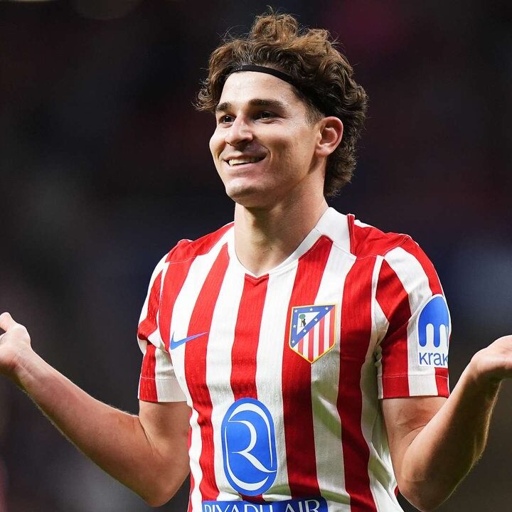 Barcelona Dilaporkan ke FIFA dan RFEF Terkait Julian Alvarez