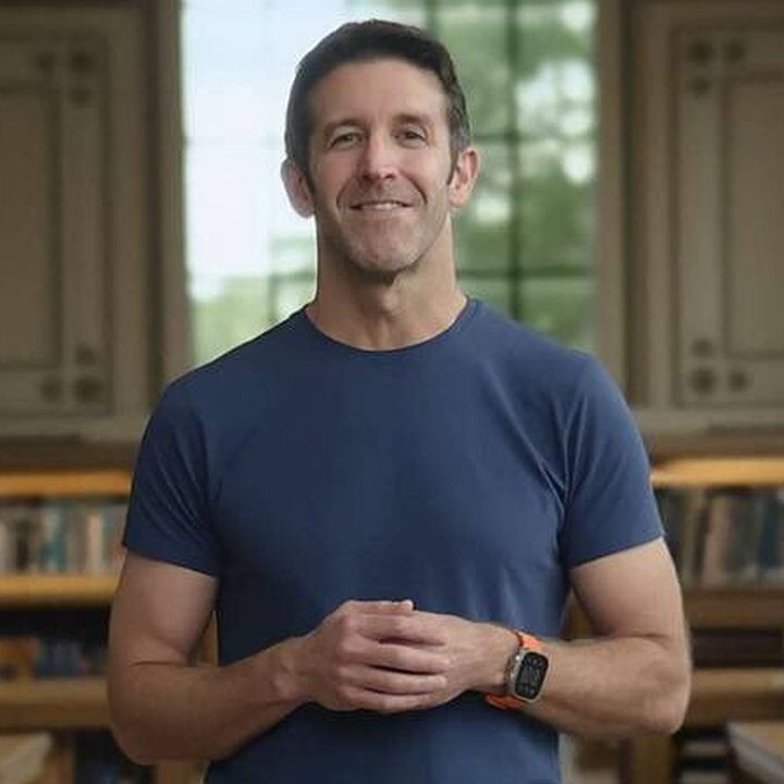 CEO Baru Apple John Ternus Akan Prioritaskan Bisnis Hiburan