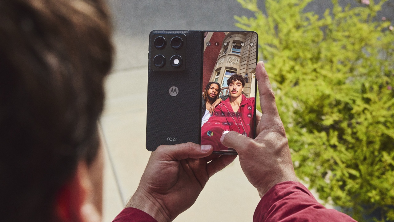 Motorola Razr Fold: 5 Fitur Kamera Untuk Konten Foto dan Video Kreatif