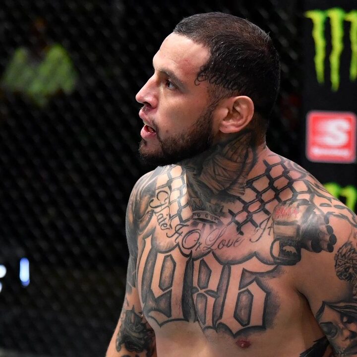 Daniel Rodriguez Kembali ke UFC Setelah 8 Bulan Dipenjara di Meksiko